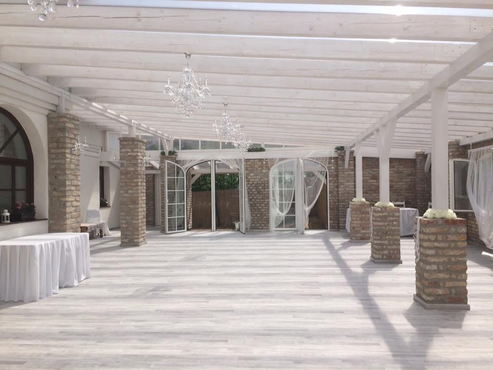 Deak Udvarhaz Hotel Kakucs Exterior foto